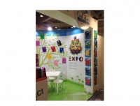 colibri-stand-6-2015